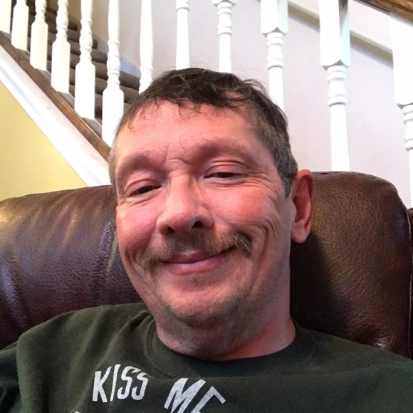 Meet your Posher, Bobby - Picture 1 of 1